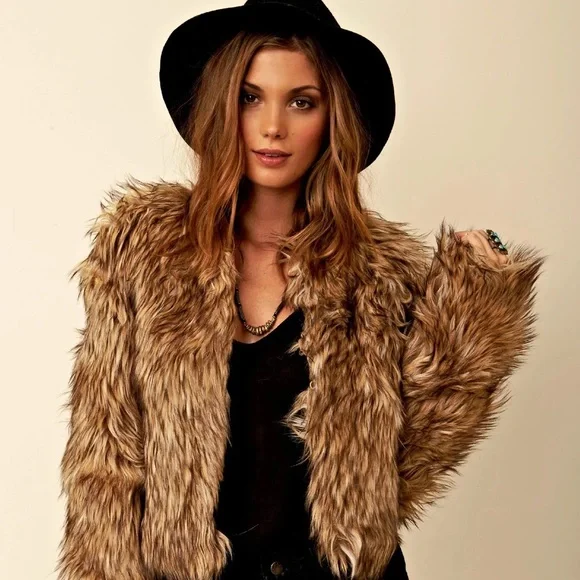 BB Dakota Jackets Coats Bb Dakota Pele Coyote Faux Fur